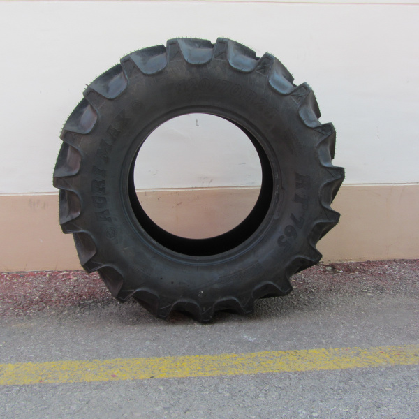Neumáticos-Agricolas-Poveda 420/70 R24